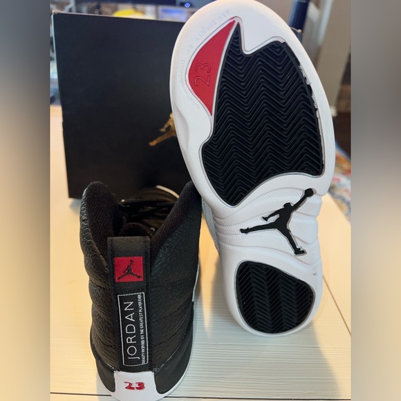 New Air Jordan- 12 Retro - Picture 2 of 5